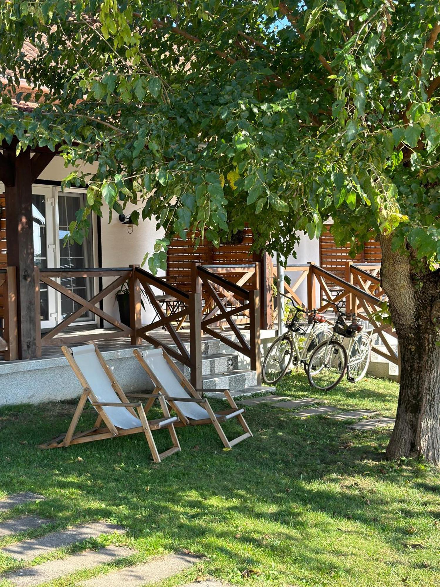 Magnolia By Radovanovic Petrovac na Mlavi Exterior photo